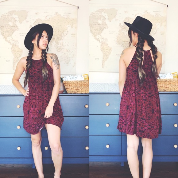 Mossimo Supply Co. Dresses & Skirts - Paisley printed dress